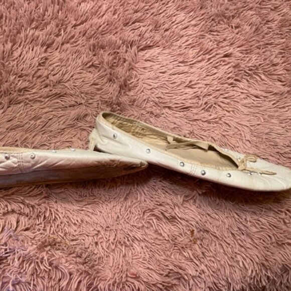 Ballet slippers, white with faux pearls, circa 80s - Picture 5 of 5